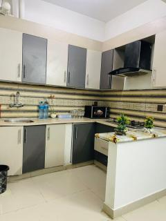 1 Bed Room Apartment gulberg greens - 3