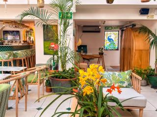 Le Petit Manoir Boutique Hotel - 4
