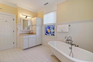 EA1A: 1A Eugenia Avenue - 2