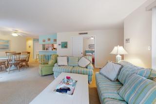 Sea Colony - 53032 Lakeshore Dr - 7
