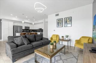 Beautiful Apartments 5 Minutes away from Disney! - 6