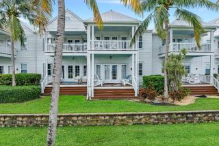 Waterfront luxury Villa 14 with spectacular sunset views and boat slip townhouse - Marathon - 1