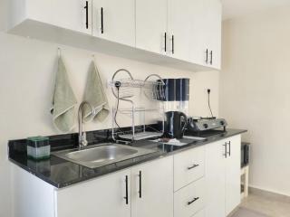 Lakeview Apartments - The Nest - 7