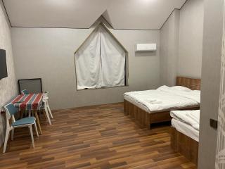 Malibu hostel pub - 7