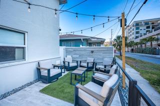 Blue Wave Suites - 1