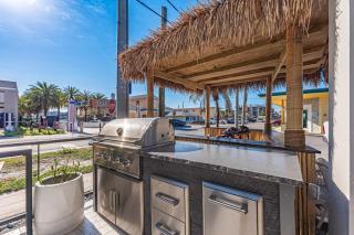 Blue Wave Suites - 3