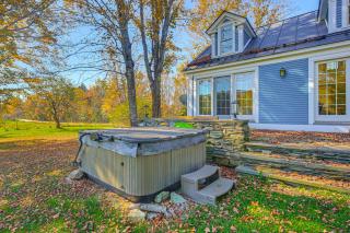 Romantic, Secluded Vermont Getaway with Hot Tub - 8