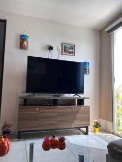 Centrally located apartment with AC, parking and pool - 2