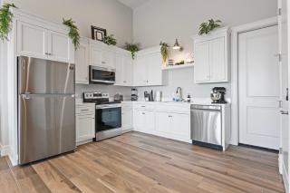 Unforgettable views deck BBQ sleeps 13 4br4ba - 8