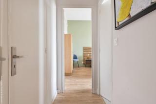 2 Balconies & 2 Bedrooms, Between Panier & Vieux-Port - 1