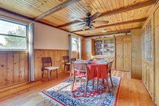 Near Mississippi River! Countryside Family Retreat - 3