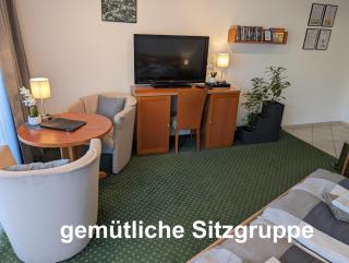 Apartment mit Balkon und Pool, zentral am Waldrand - Bad Essen - 2