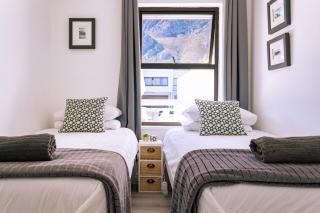 The Ocean Breeze Haven - 9