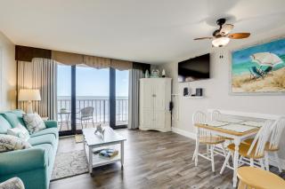 Beachfront Bliss! Airy North Myrtle Beach Condo - 9