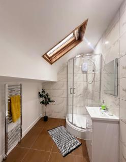 Welsh Getaway Studio Loft - 3