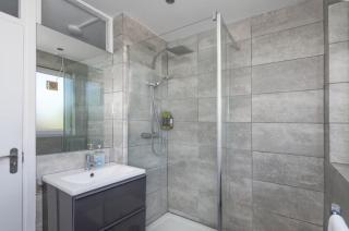 London Apartment with 3 Bedrooms - 6