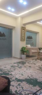 Pyramids king night - 3