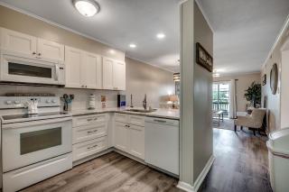 Mariners Cove A-211 - 1