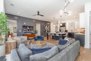 The Acklen-Private Balcony-4 Mins to Broadway - 0