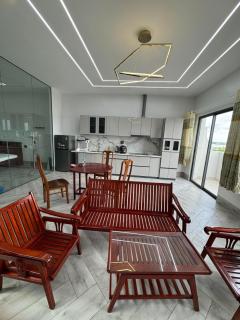 Two-bedroom flat - River view, elevator, free inside car parking - 4