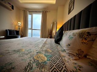 Hotel Apartments With Luxe Living - DHA Phase 4 Lahore - 2