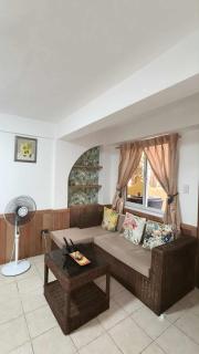 Garden apartment with pool view - 4