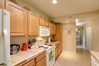 Tucson Townhome 11 Mi to Dtwn - Long-Term Stays! - 1