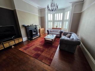 Ashton house/ Townhouse Apartment - 3