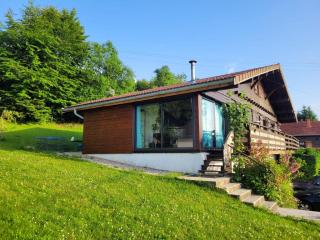 Chalet Charmant rénové au bord du Lac St Point - 4