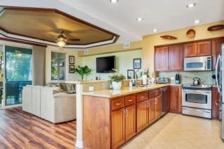 Luxurious Mauna Lani Condo with Private Beach Club Access - 2