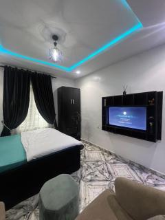 FURNISHED STUDIO APARTMENt IN A MINI ESTATE - 1