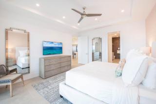 Rum Point Resort 203 - 3