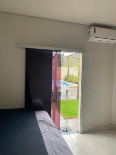 A Casa Paradisiaca ll Piscina Super Quente até 50 graus de Temperatura Aquecimento Elétrico com Sauna e Lavanderia - 4