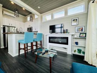 Little House of the Flying - 4