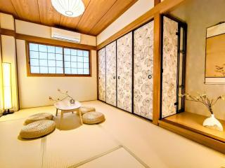 Luna Luxury 4BR Family Villa with Parking - 2 mins from Osaka-ko Station, near EXPO, USJ, Kaiyukan - 7