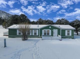 Family Grand Canyon Pit Stop - 7