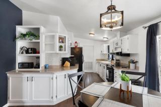 Family Grand Canyon Pit Stop - 6