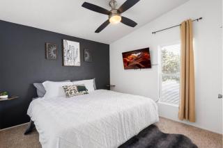 Family Grand Canyon Pit Stop - 5