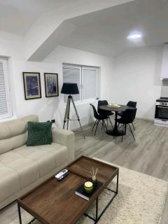 Apartman Centar-moderan dvosoban stan u centru - 9
