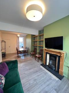Hartoft House, 3 Bed, Near River and City - 5