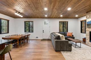 Moody Moose Manor - Sauna - Hot Tub - Arcade - 3