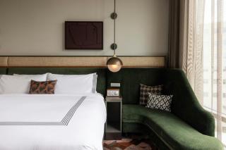 The Tess, Autograph Collection - 3