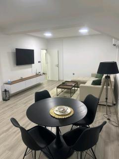 Apartman Centar-moderan dvosoban stan u centru - 3