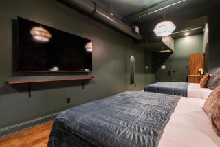 Hollyhock Suite 504 - Louisville - 2