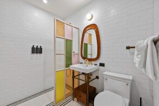 Freeman II by Rove 1BR Condo with Shared Amenities - New York - 1