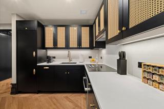 Freeman III by Rove 1BR Condo with Shared Amenities - New York - 1