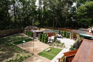 Hidden City Hideaway Resort with Heated Pool Spa - 9