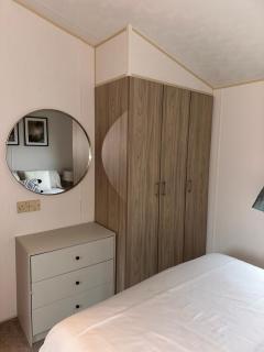 Two Bedroom Caravan on 7 Lakes Country Park - 2
