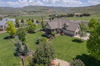 Sage haven lux lodge sleeps 24 firepit 7br5.5ba - 0