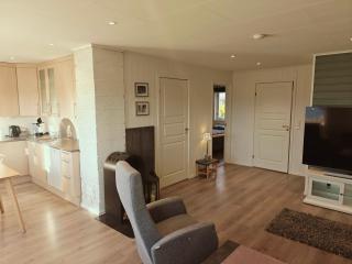 Quaint home at Kvaløya, Tromsø - 6